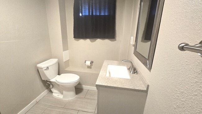 401 W 6th St Unit 401 W 6th Street