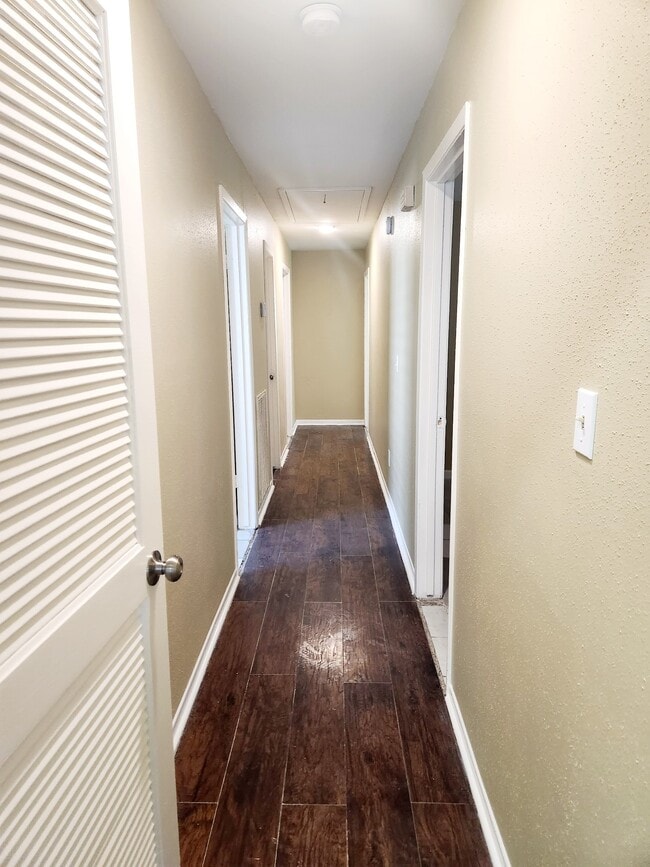 Photo - 6319 Pouter Dr