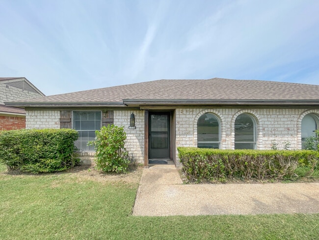 6615 Dunn St