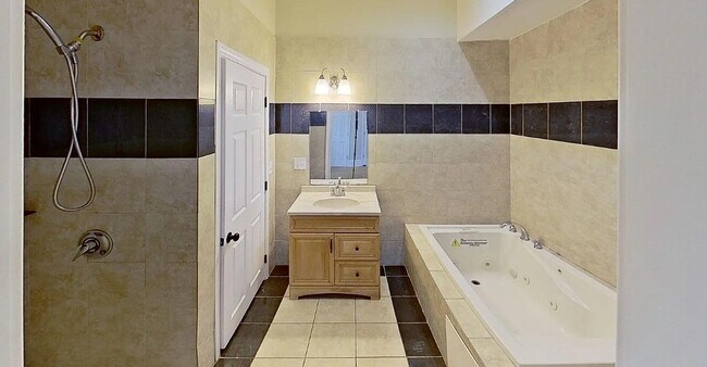 Photo - 9 Landor Rd