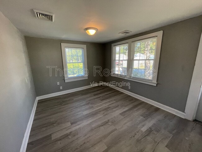 Photo - 1302 Cherry St