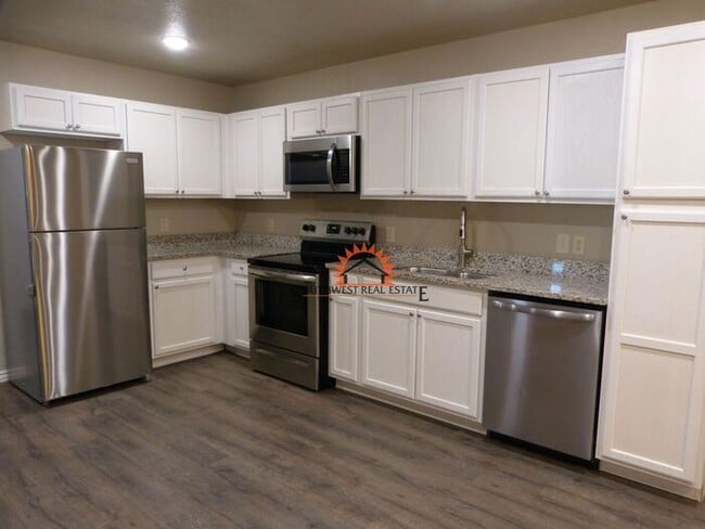 Photo - Spacious 2 bedroom 2 bath Duplex.