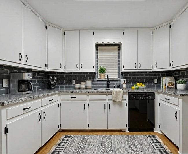 Photo - Modern Comfort, Warm Vibes Mission Gem