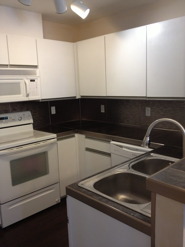 Photo - 9210 Market Pl Unidad E101