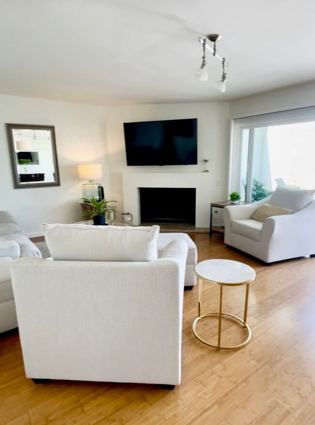 large living area - 48 Antigua Ct Unidad Antigua Rental
