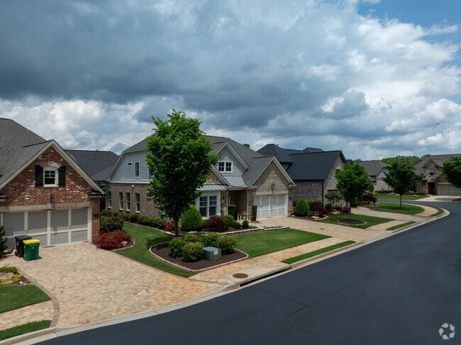 Photo - Creekstone Point