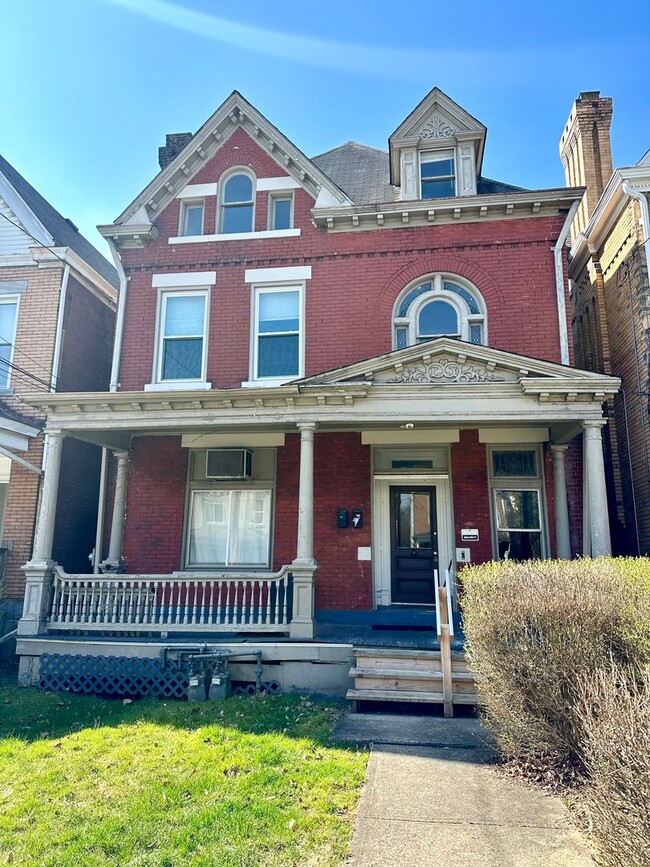 Building Photo - 7716 Brashear St Unit 1 Rental
