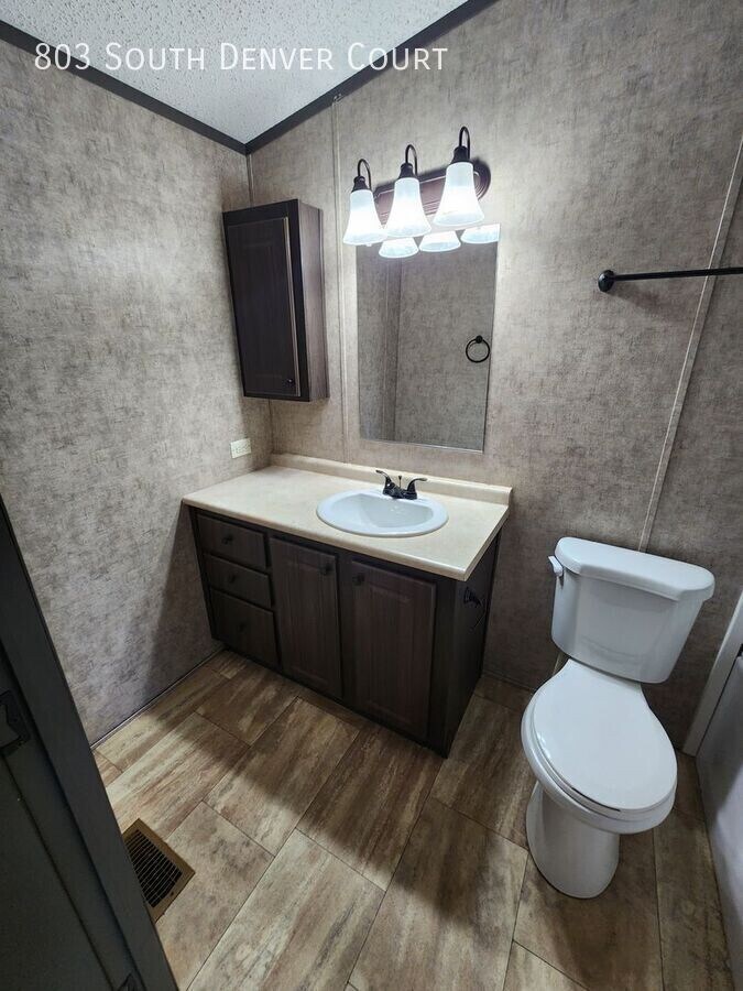 Photo - 803 S Denver Ct