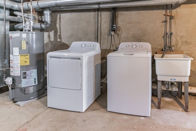 Photo - Two bedroom one Bathroom House for rent