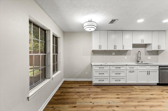 Photo - 3315 Beaver Glen Dr