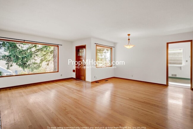 Photo - Quintessential Two Bedroom home in SW - Beautiful Backyard!