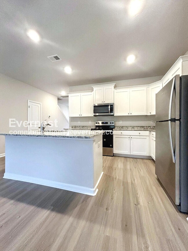 Photo - 2104 Willow Gln Dr