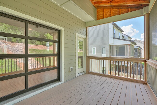 Photo - 175 Stonecrest Dr