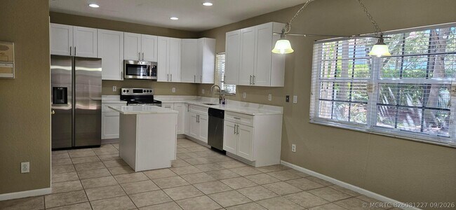 754 NW 126th Ave
