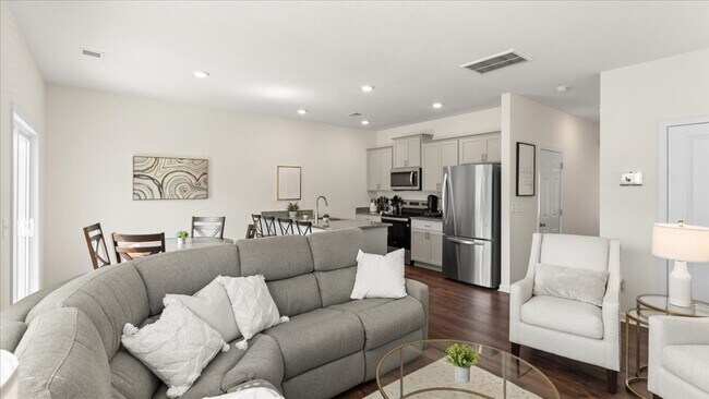 Photo - 3416 Tyee Xing Wy