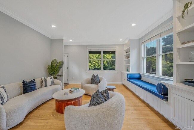 32A Vail Ave
