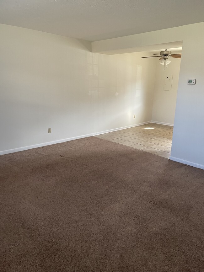 Photo - 624 Cross Lanes Dr