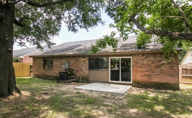 Building Photo - 14117 Edenglen Dr Rental