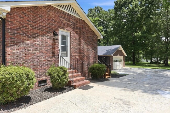 Photo - 6299 Spring Ct Ln