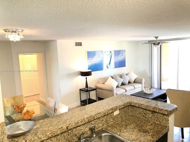 Photo - 19655 E Country Club Dr Unit 6405