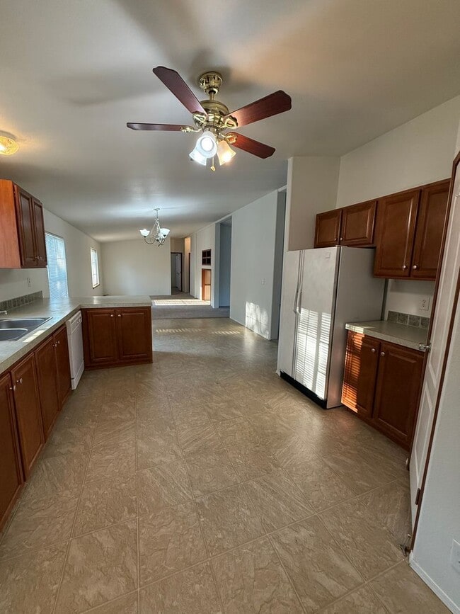 Photo - SPIRIT LAKE HOME (P#440)