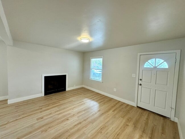 Photo - Beautiful Fully Updated 2 Bedroom 2 Bathroom Located in Roseville!