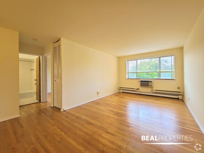Building Photo - 660 W Wrightwood Ave Unit 1 bed Rental
