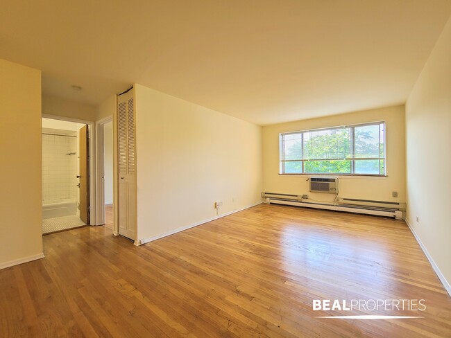 Photo - 660 W Wrightwood Ave Condo Unit 1 bed
