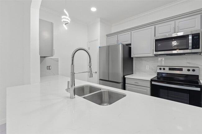 Photo - 6000 Reims Rd Unit 2005