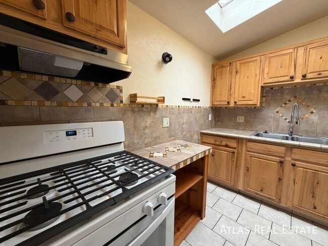 Photo - 1932 S Campbell Ave