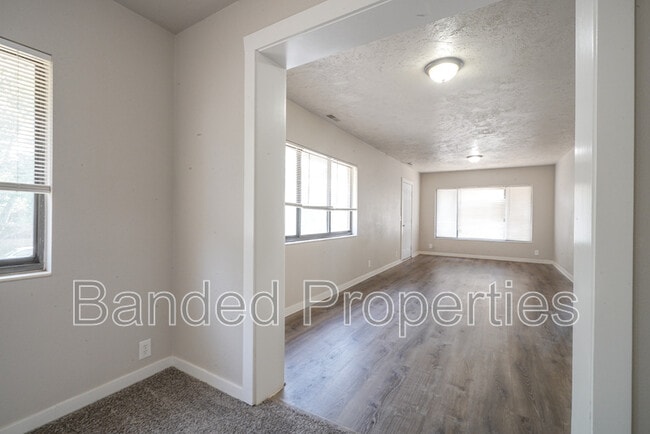 Building Photo - 276 W 700 N Rental