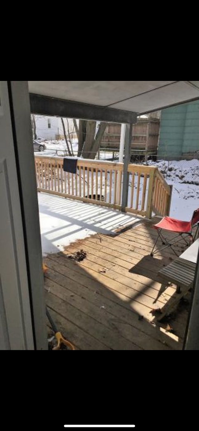 Photo - 124 Chapin St