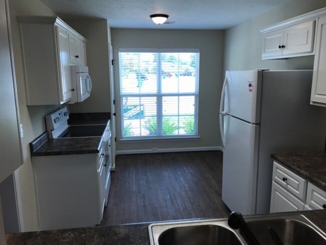 Building Photo - 163 Yucca Ct Unit 163 Yucca Ct.