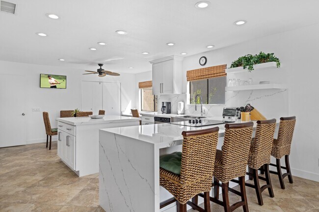 Photo - 35018 Mission Hills Dr
