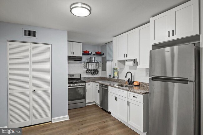 Photo - 2207 Callow Ave