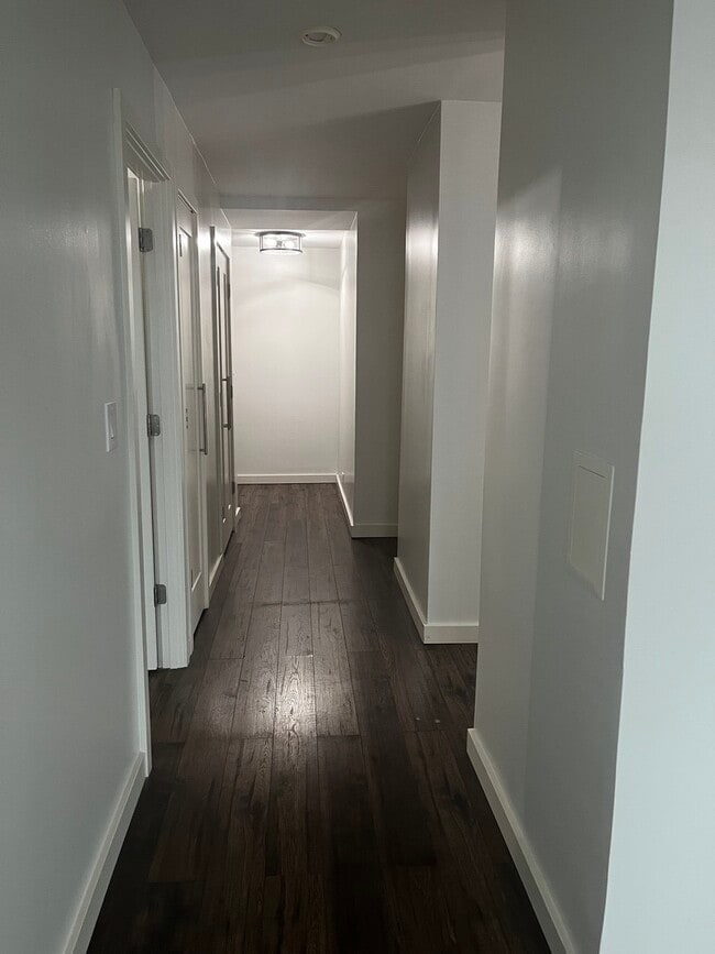 Photo - 5100 N Marine Dr Unit 22A