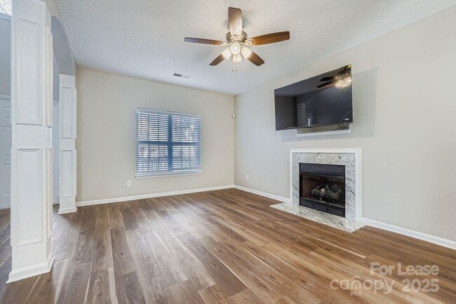 Photo - 3538 Joel Turner Dr