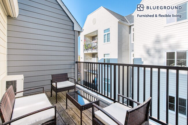 430 Oak Grove Dr Unit SI FL3-ID446