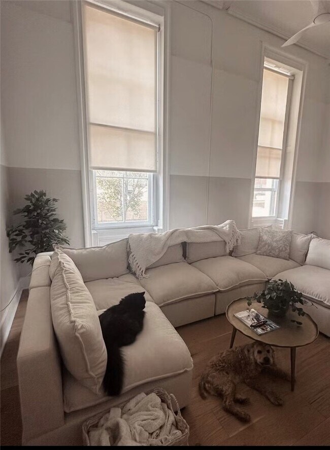 Photo - 30 W Broad St