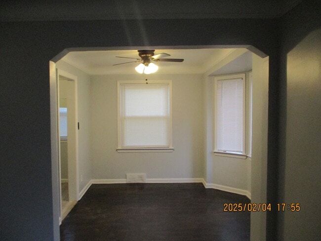 Photo - 20100 Schaefer Hwy House