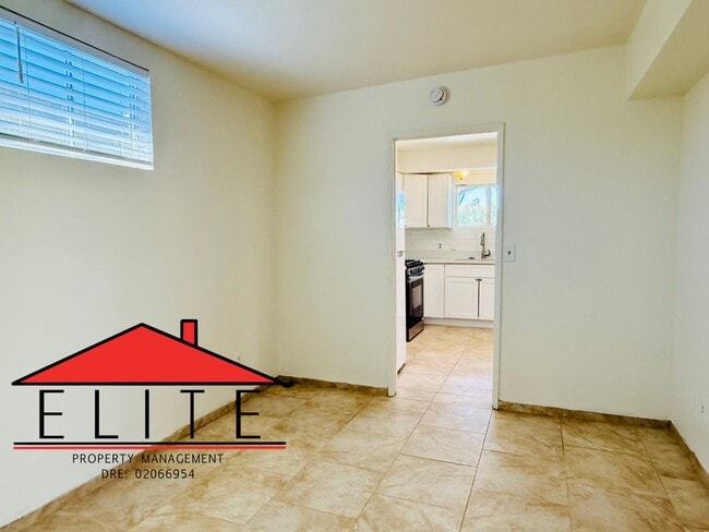 Photo - 332AL Unit #2