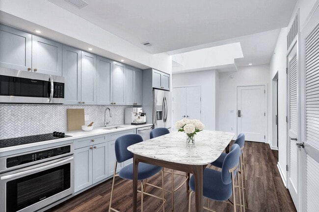 Photo - The Glover House