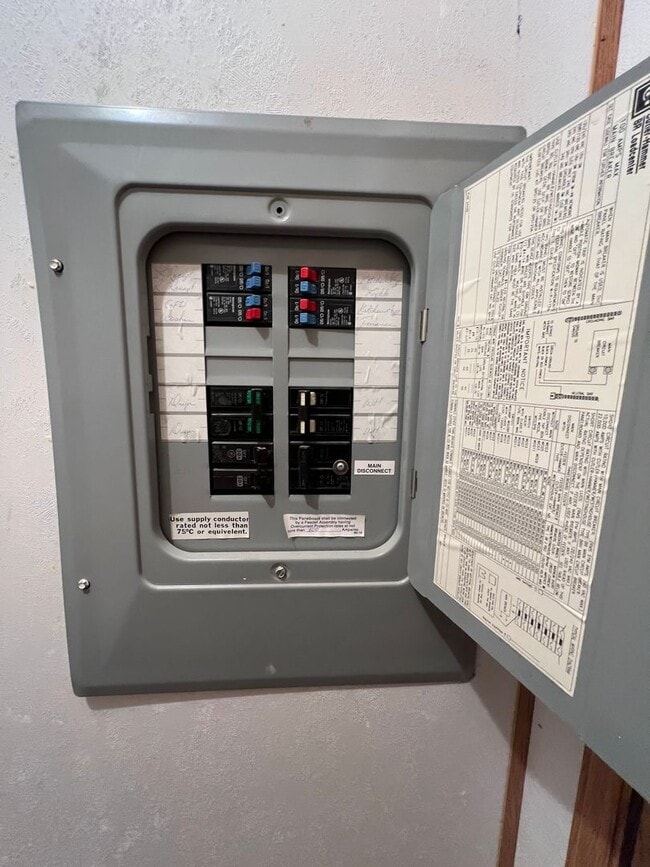 Photo - 2 Bedroom 2 Bath Updated Mobile Home in Cliffview Mobile Home Park. Very well kept-up area.