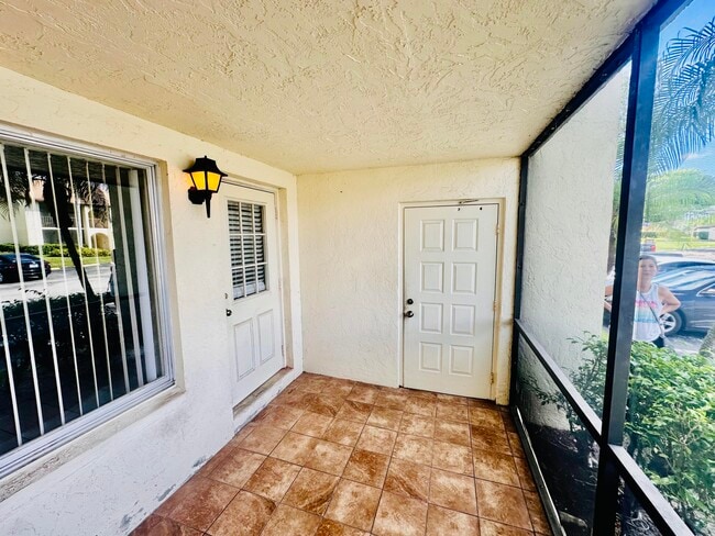 Photo - 4759 Sable Pine Cir Unit A1