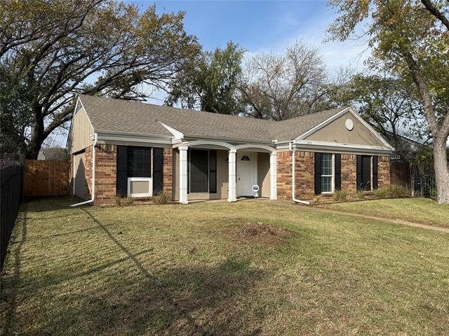 Photo - 375 Ancestry Ln