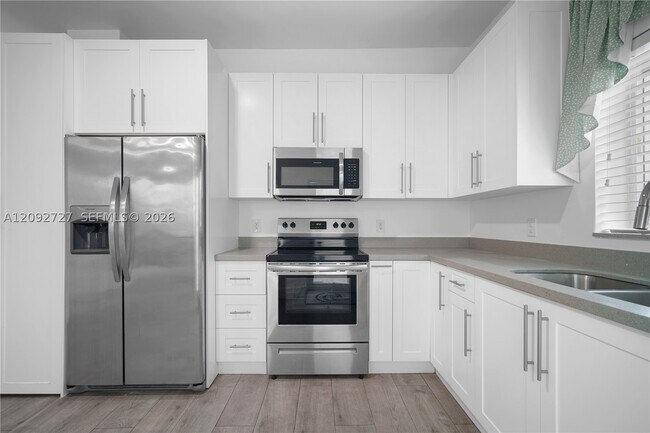 836 NW 33rd Ave Unit B