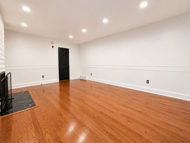 Photo - Rittenhouse Square Apartment in a Prime Center City Location