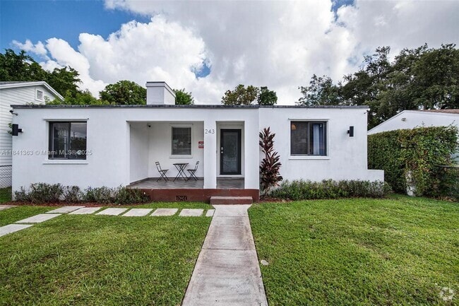 Building Photo - 243 NW 44th St Rental