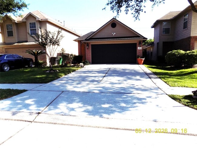 Photo - 13715 Rural Oak St