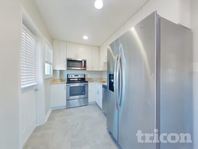 Photo - 4217 Vine St